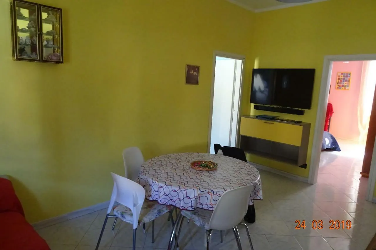 Locazione Turistica Livorno Apartment